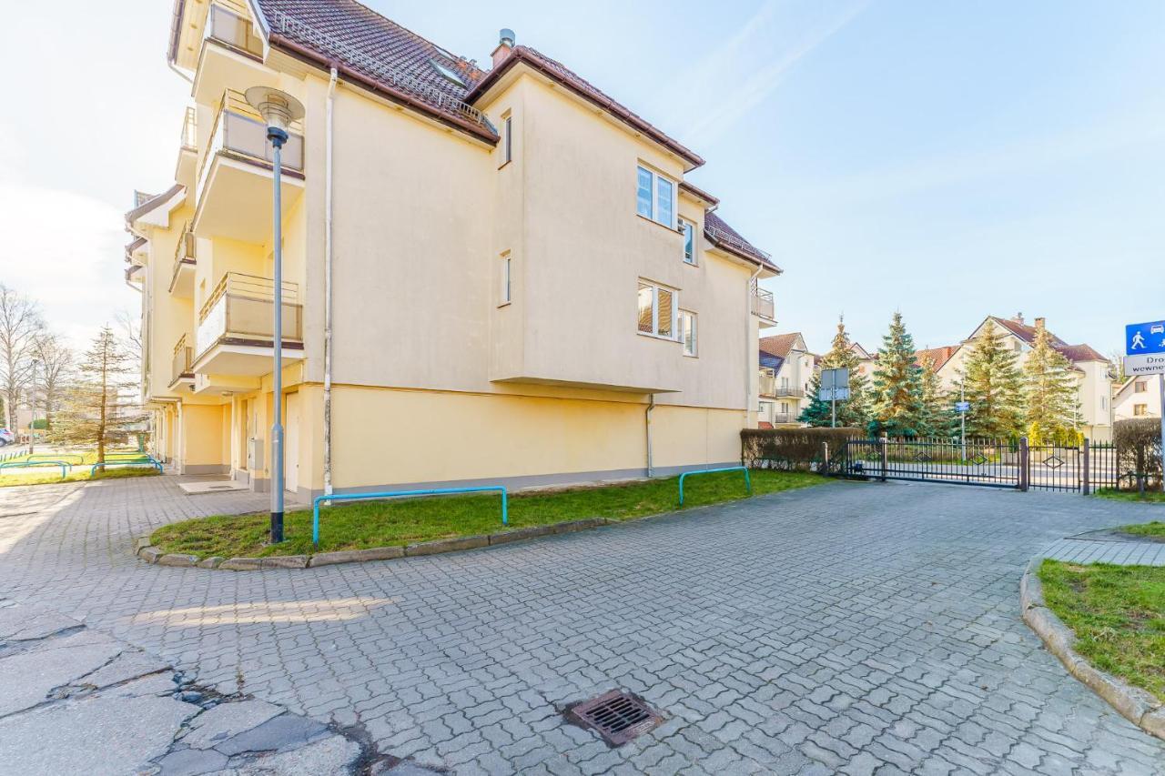 Apartament Klonowa Kołobrzeg Exterior foto
